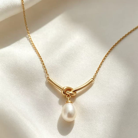 Baileys Glow – Sterling Silver Pearl Necklace